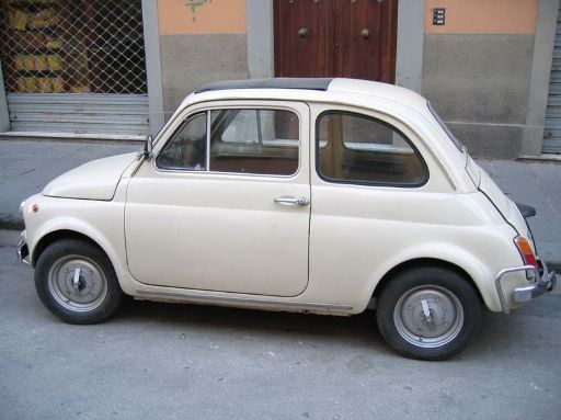 800px-fiat_500.jpg