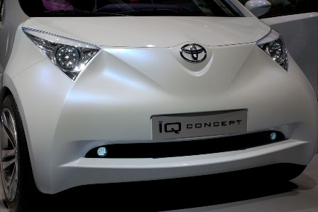 toyota_iq_live_1280_03.jpg