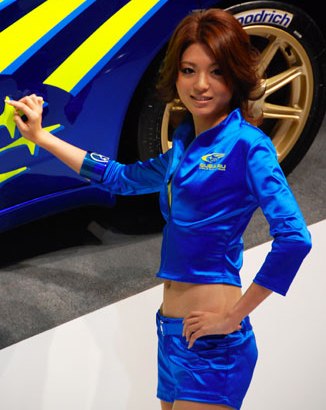 tokyo_motor_show_babes_30s.jpg