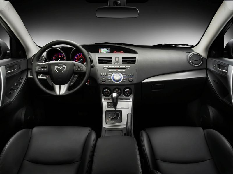 2010mazda3-sedan-2e.jpg